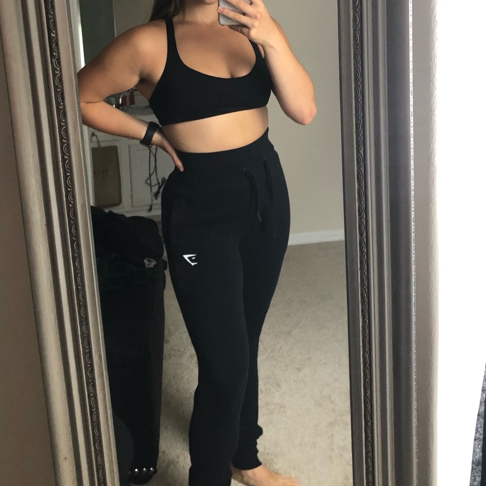 NEVER WORN gymshark high waisted sweatpants